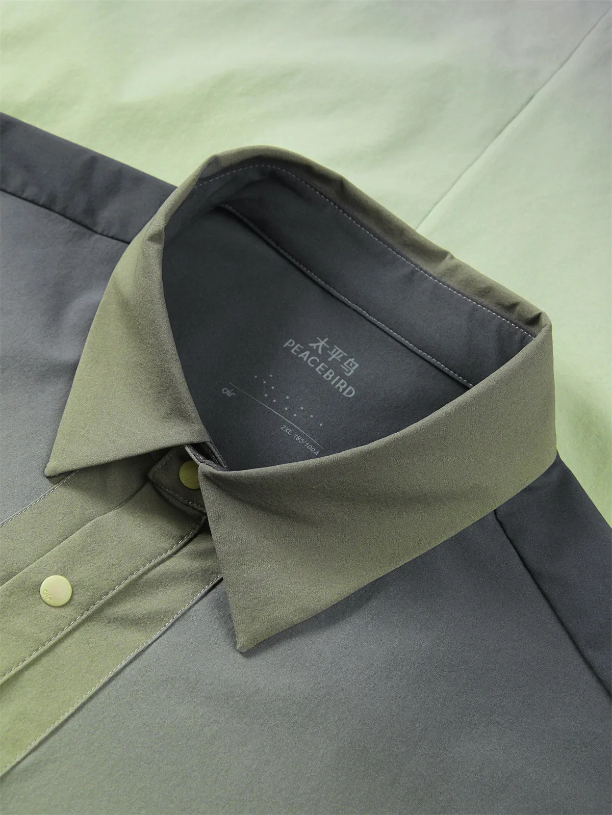 Men's Gradient Utility Short-Sleeve Shirt sold by PEACEBIRD product image thumbnail 4