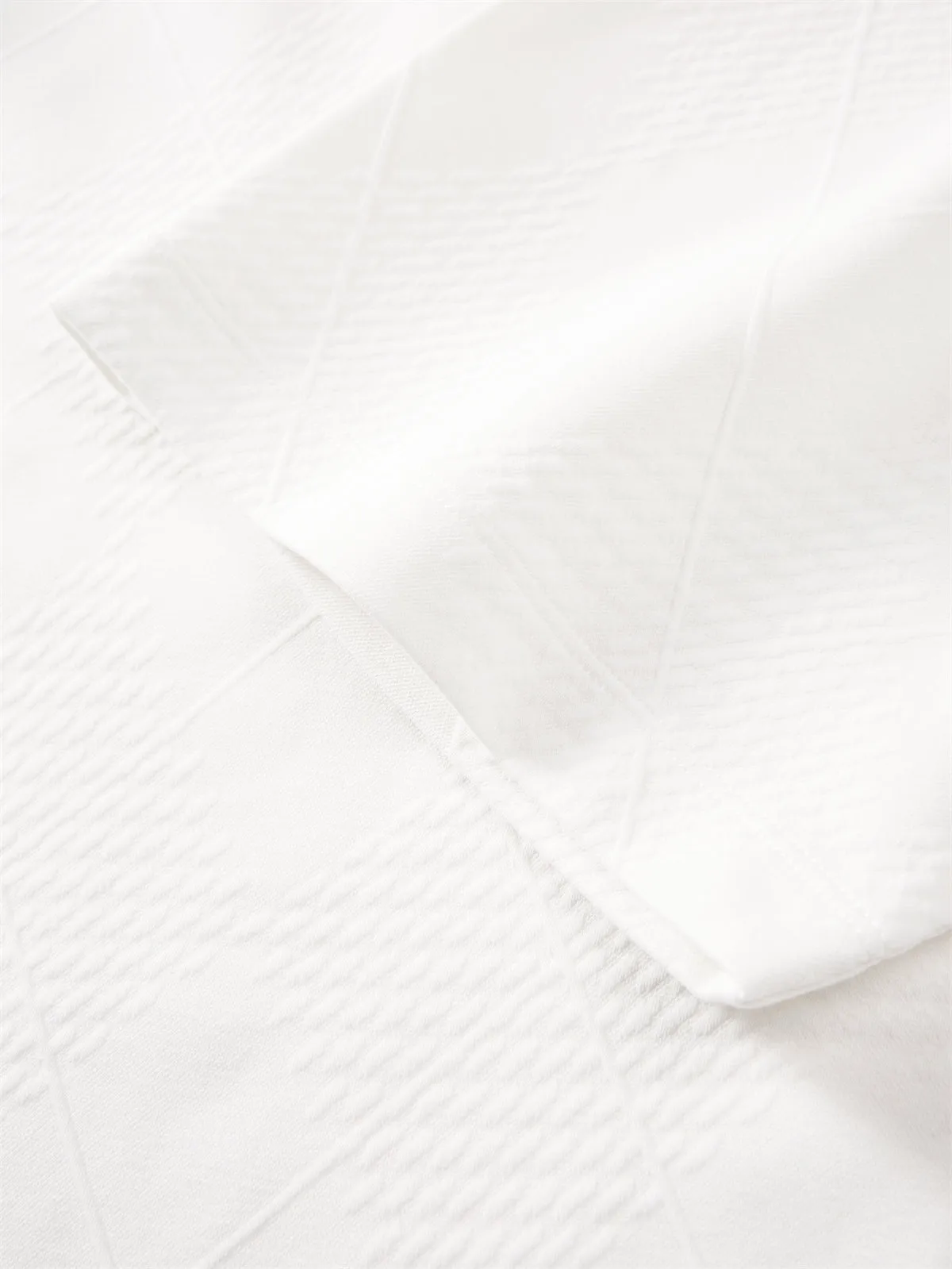 Men's Solid Allover Jacquard T-Shirt sold by PEACEBIRD product image thumbnail 5