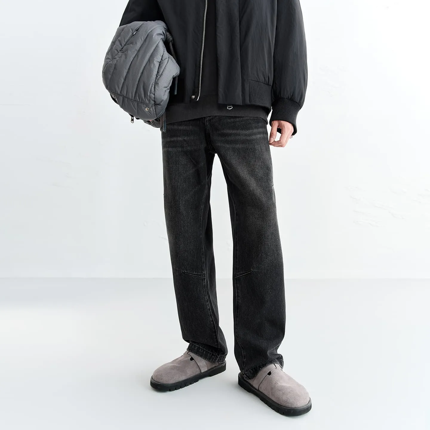 Men's Washed Distressed Straight Jeans sold by PEACEBIRD product image thumbnail 2