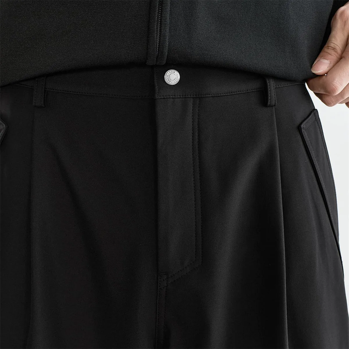 Men's Wide-Leg Cargo Pants with Drawstring Cuffs sold by PEACEBIRD product image thumbnail 4