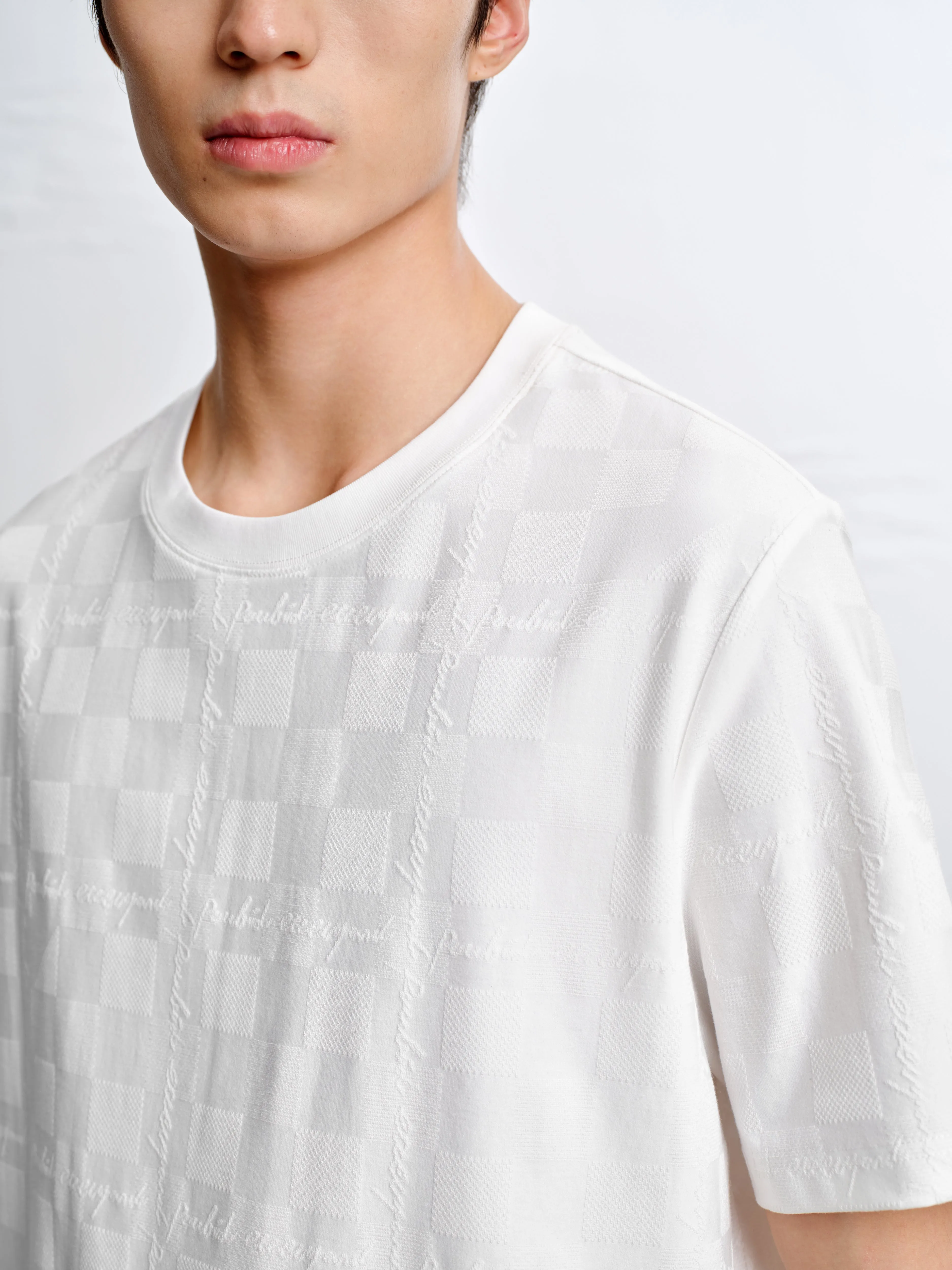 Men's Solid Tonal Jacquard T-Shirt sold by PEACEBIRD product image thumbnail 4