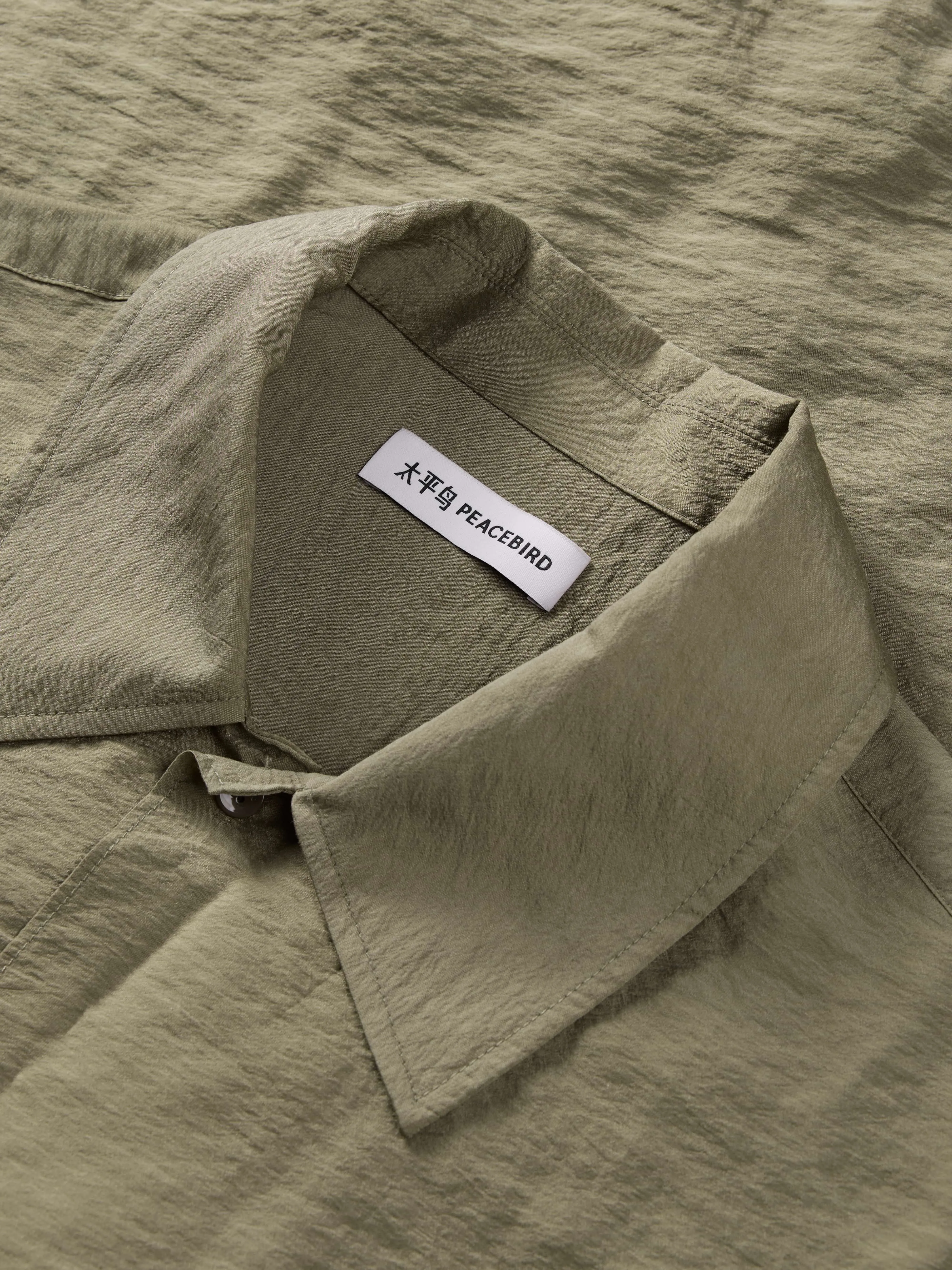 Men's Casual Mulberry Silk Textured Short-Sleeve Shirt sold by PEACEBIRD product image thumbnail 4