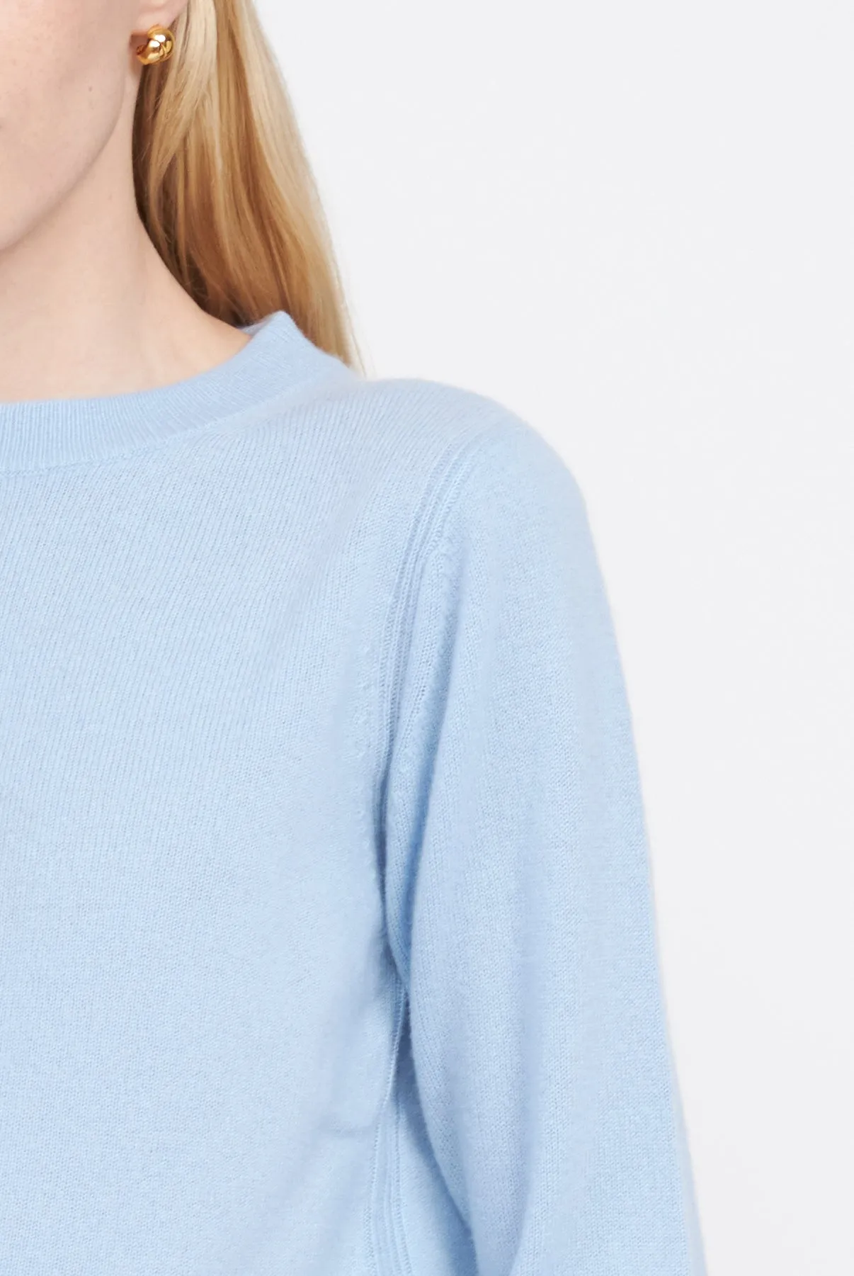Crewneck Cashmere Sweater - Arctic Blue sold by Pissenlit product image thumbnail 4