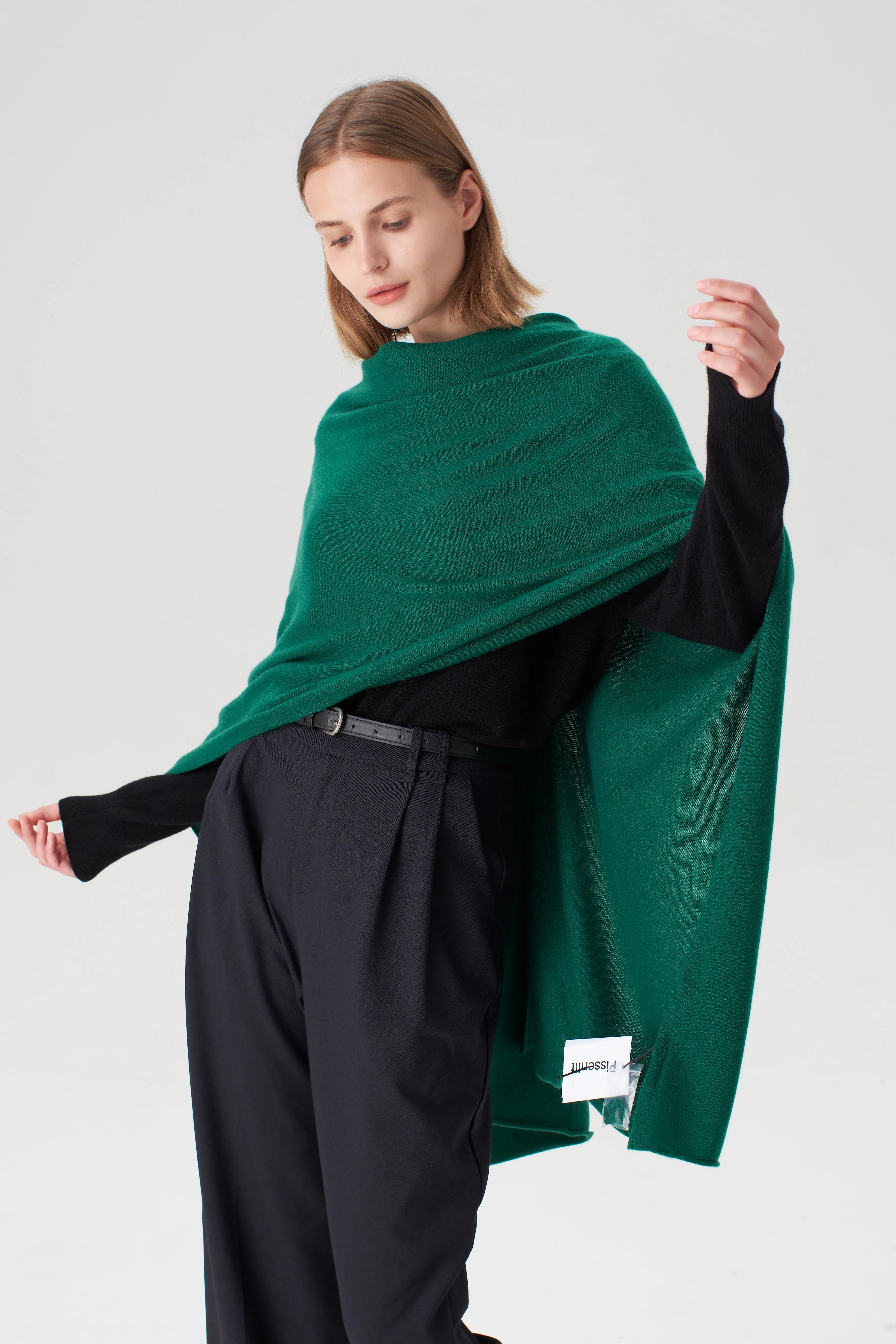 Pure Cashmere Travel Wrap - Kelly Green sold by Pissenlit product image thumbnail 4