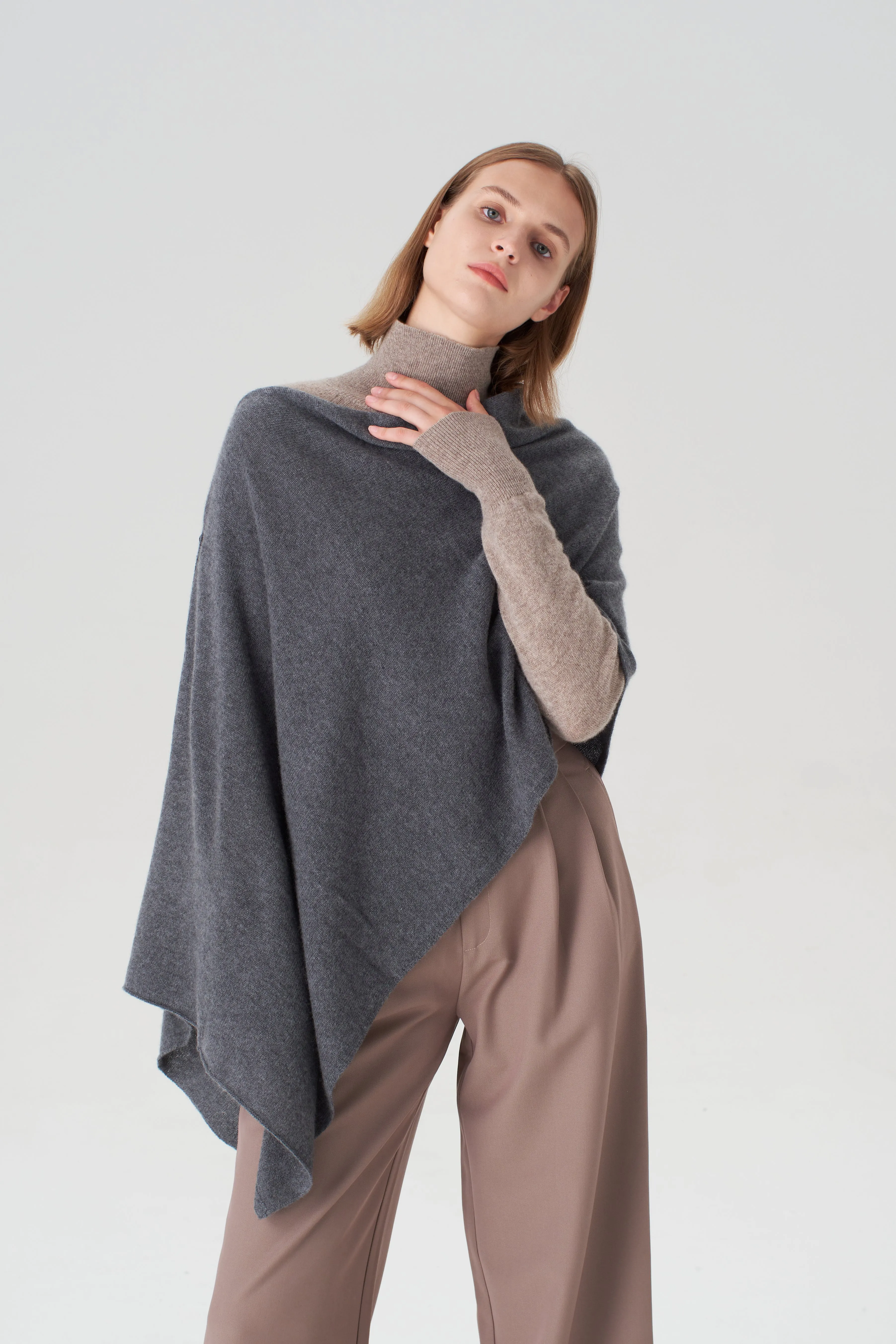 Cashmere Topper -Dark Grey sold by Pissenlit product image thumbnail 2