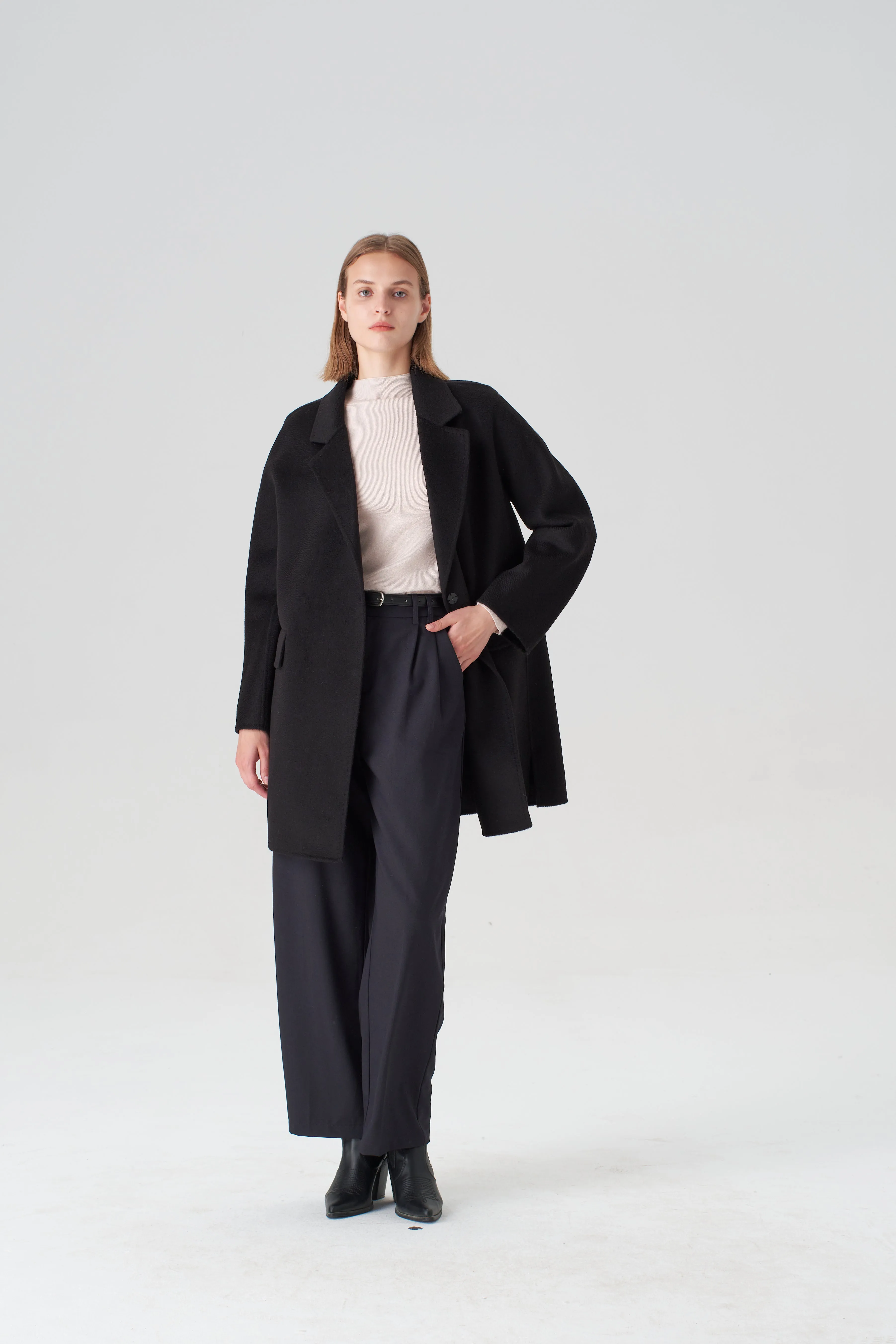 The Walking Coat - Black sold by Pissenlit product image thumbnail 2