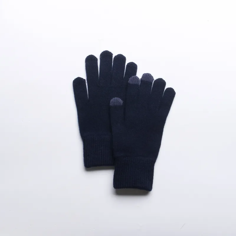 Touchscreen Gloves in Merino Wool sold by Pissenlit