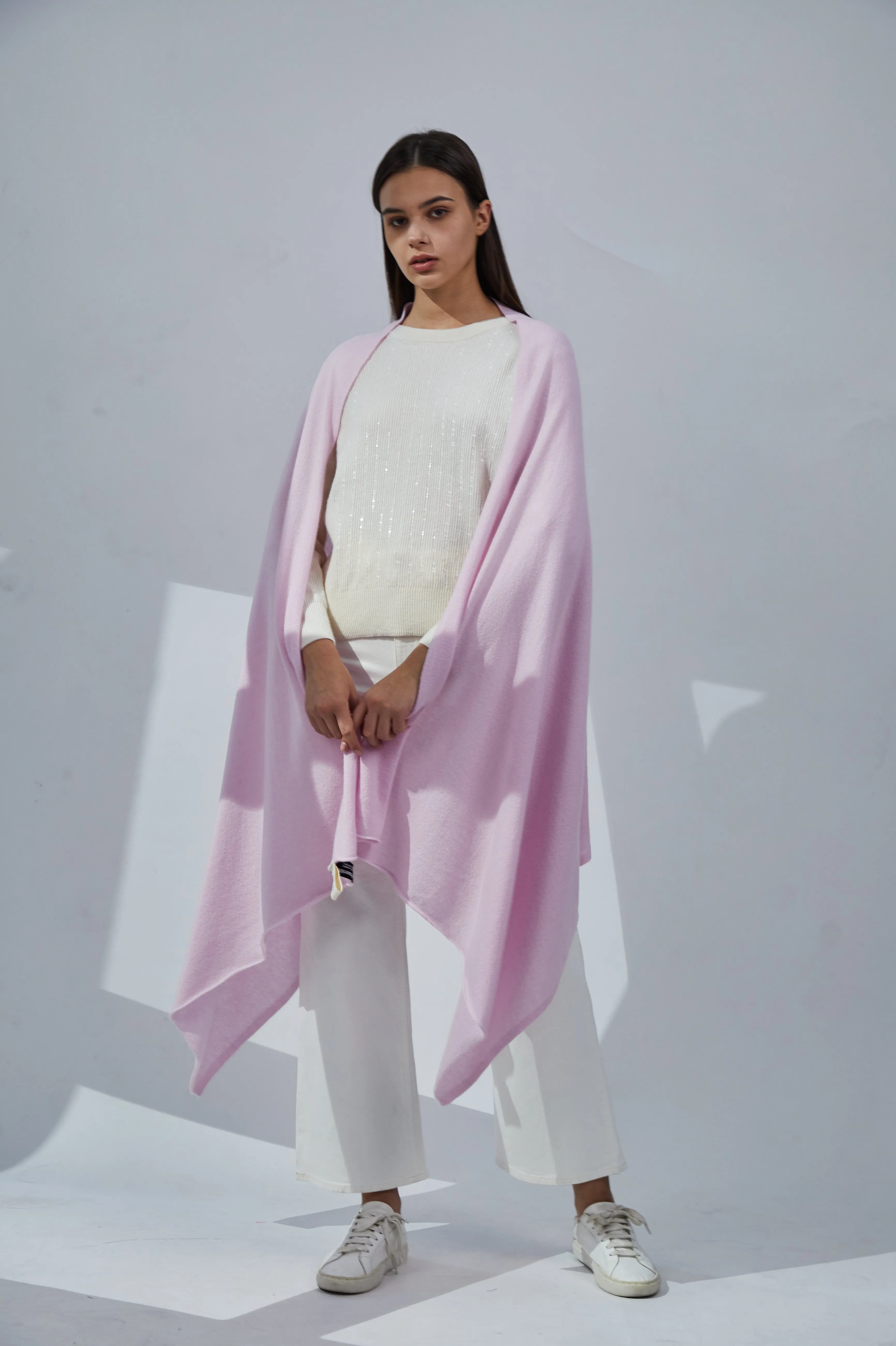 Pure Cashmere Travel Wrap - Crystal Pink sold by Pissenlit product image thumbnail 2