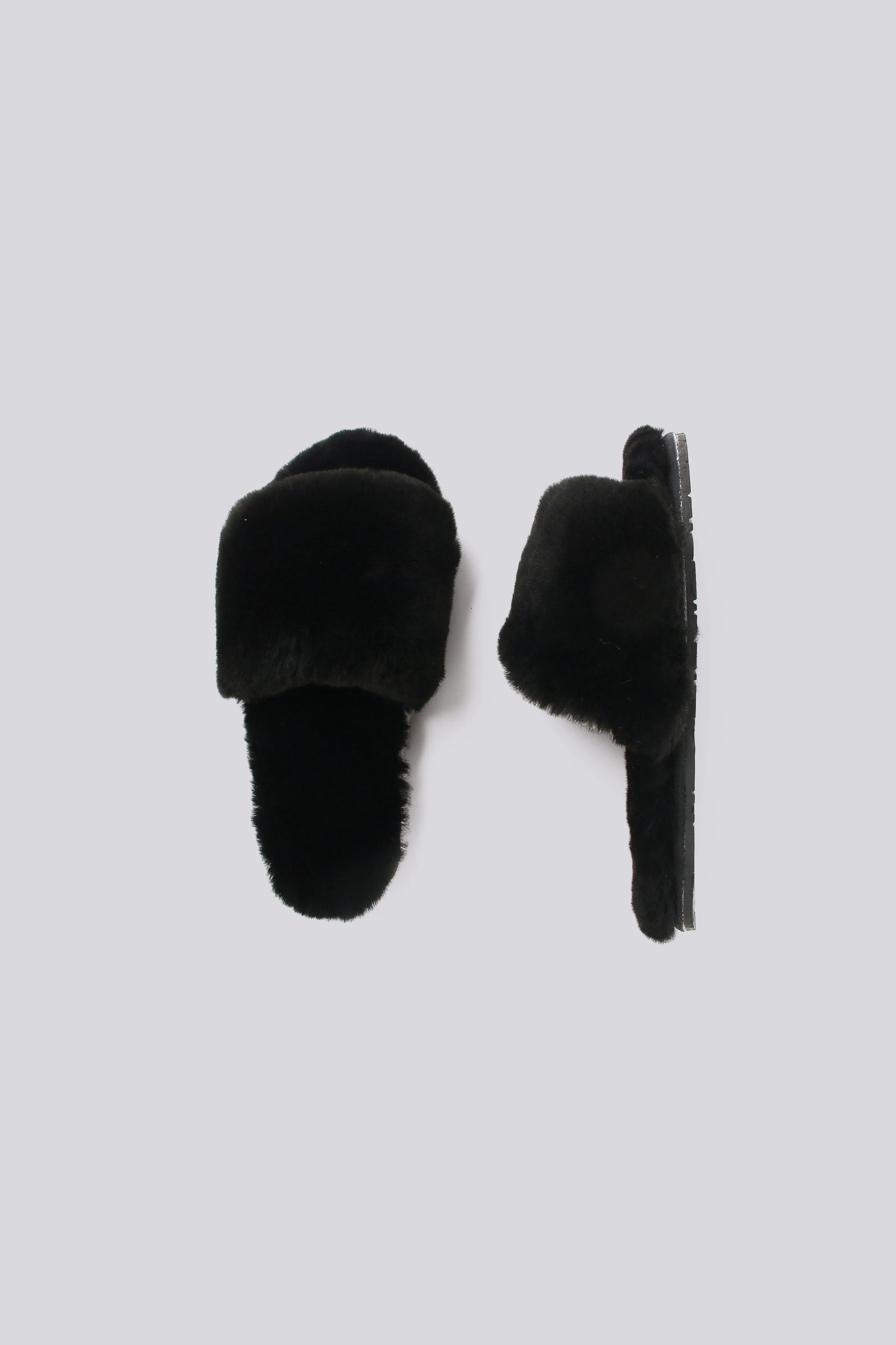 Sheepskin Fuzzy Slippers sold by Pissenlit product image thumbnail 2