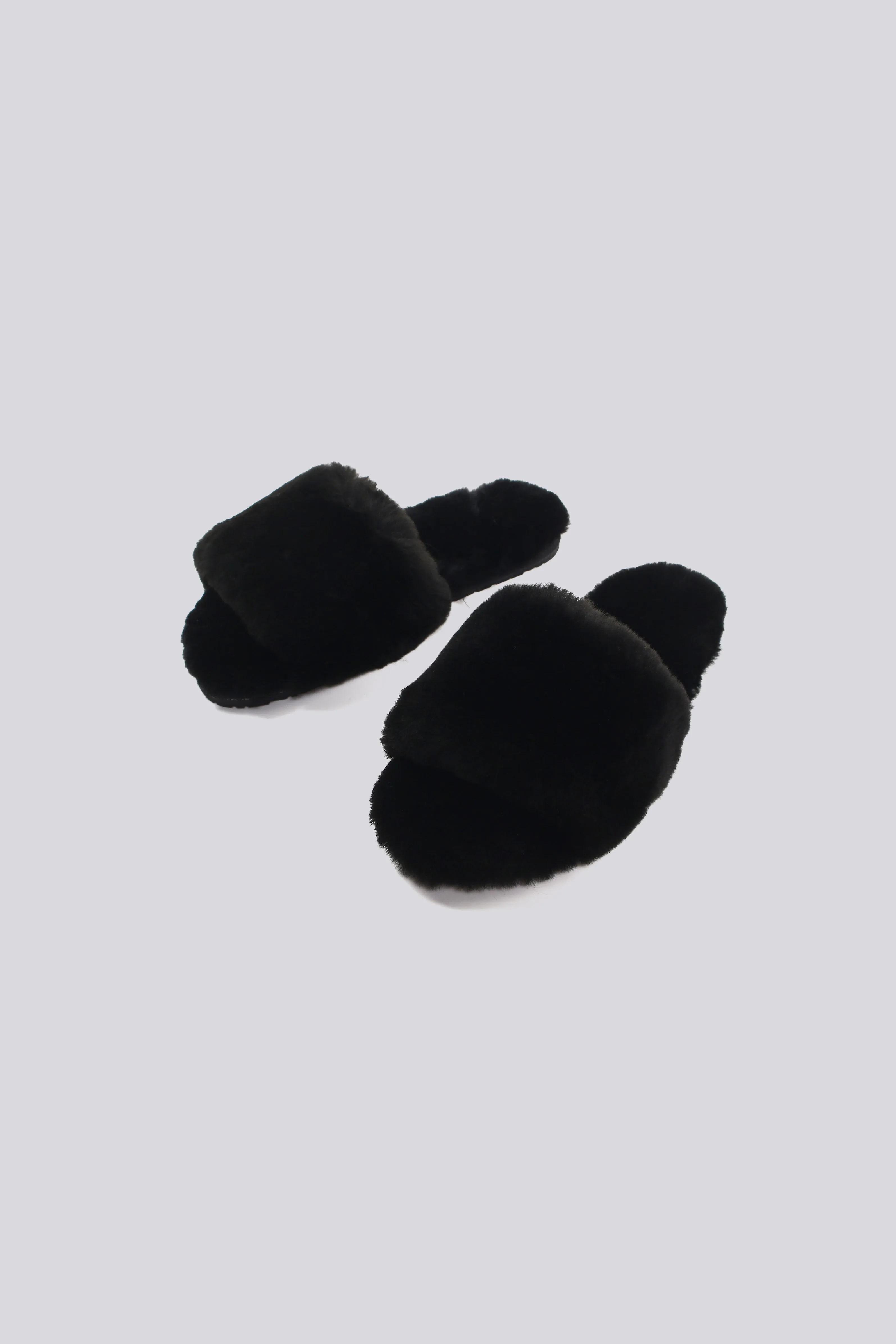 Sheepskin Fuzzy Slippers sold by Pissenlit product image thumbnail 3