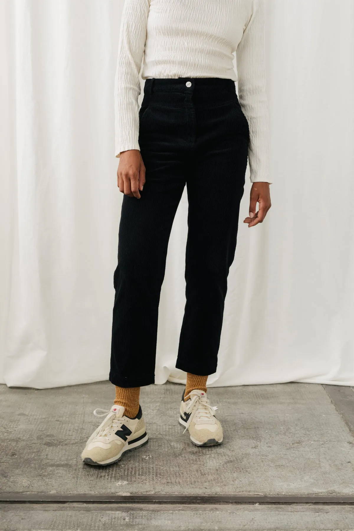 Ontong - Black sold by TWOTHIRDS product image thumbnail 5