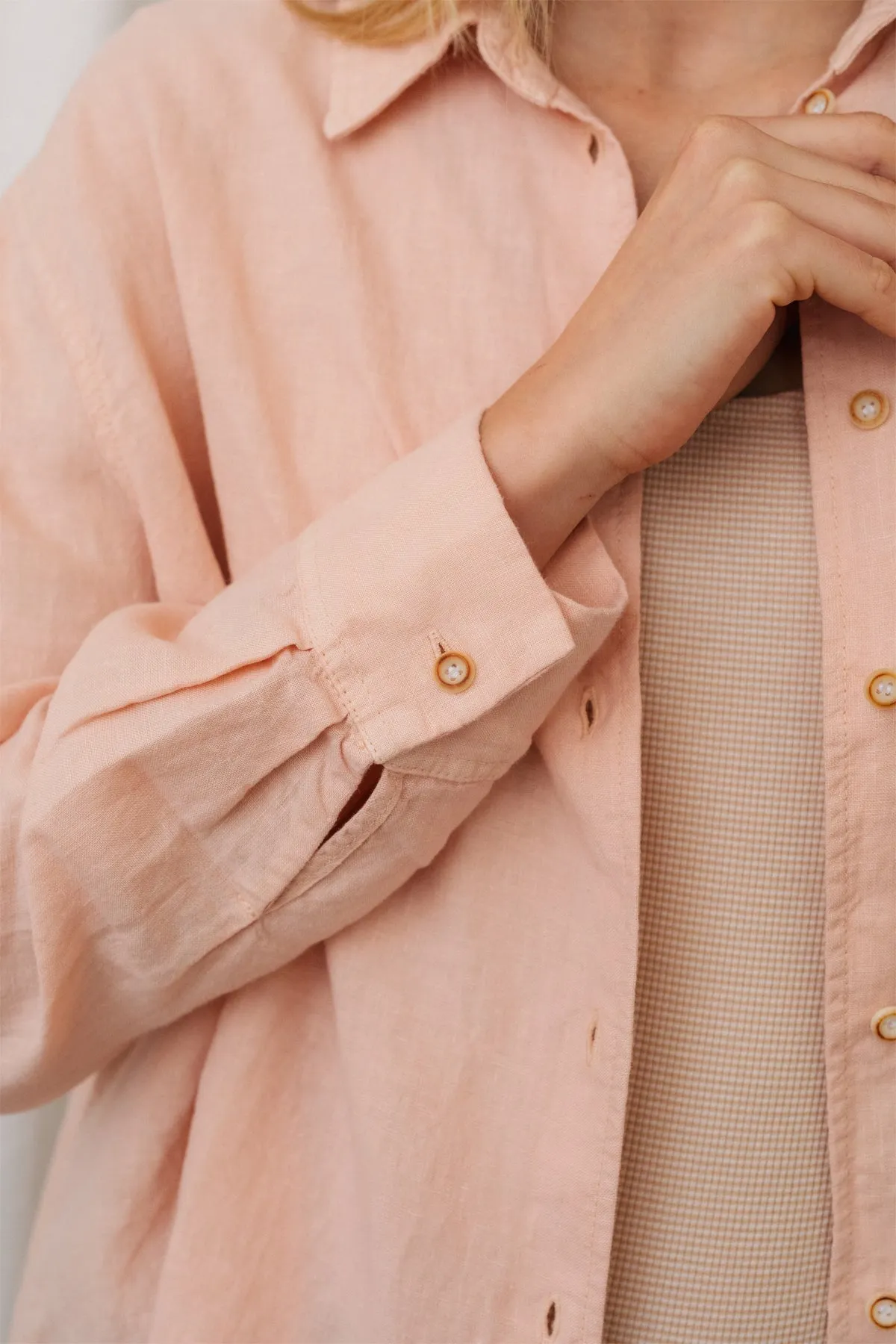 Judinsalo - Salmon sold by TWOTHIRDS product image thumbnail 4