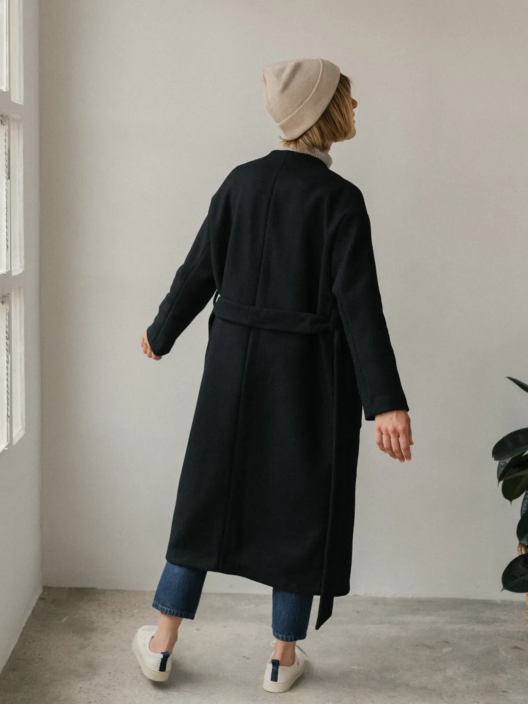 Liran - Black sold by TWOTHIRDS product image thumbnail 5