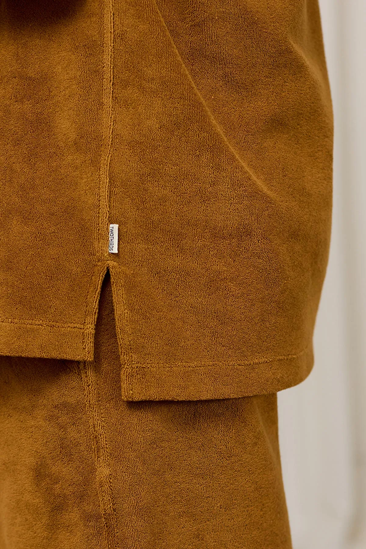 Holualoa - Dark Honey sold by TWOTHIRDS product image thumbnail 5