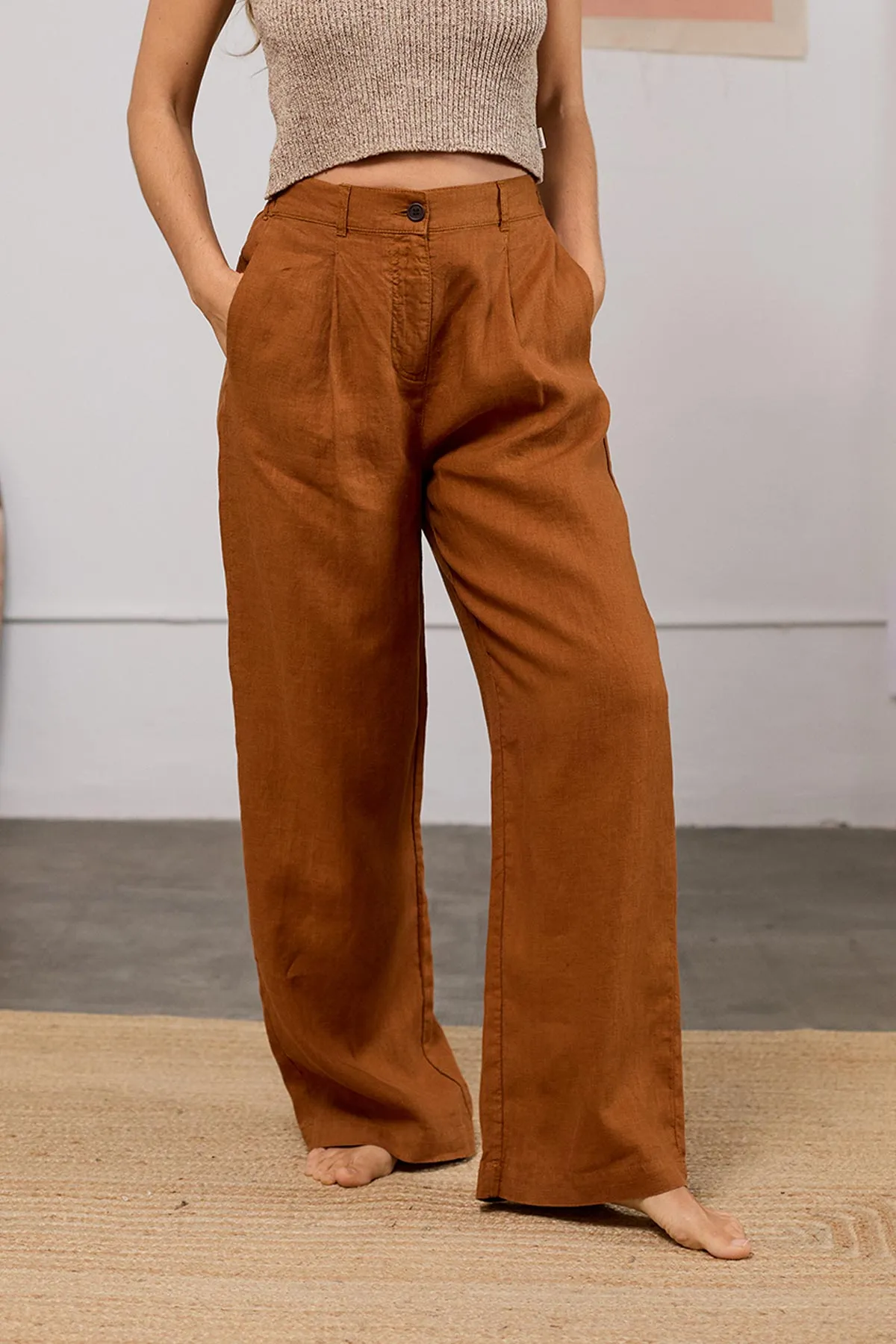 Poivre - Umber Brown sold by TWOTHIRDS product image thumbnail 3