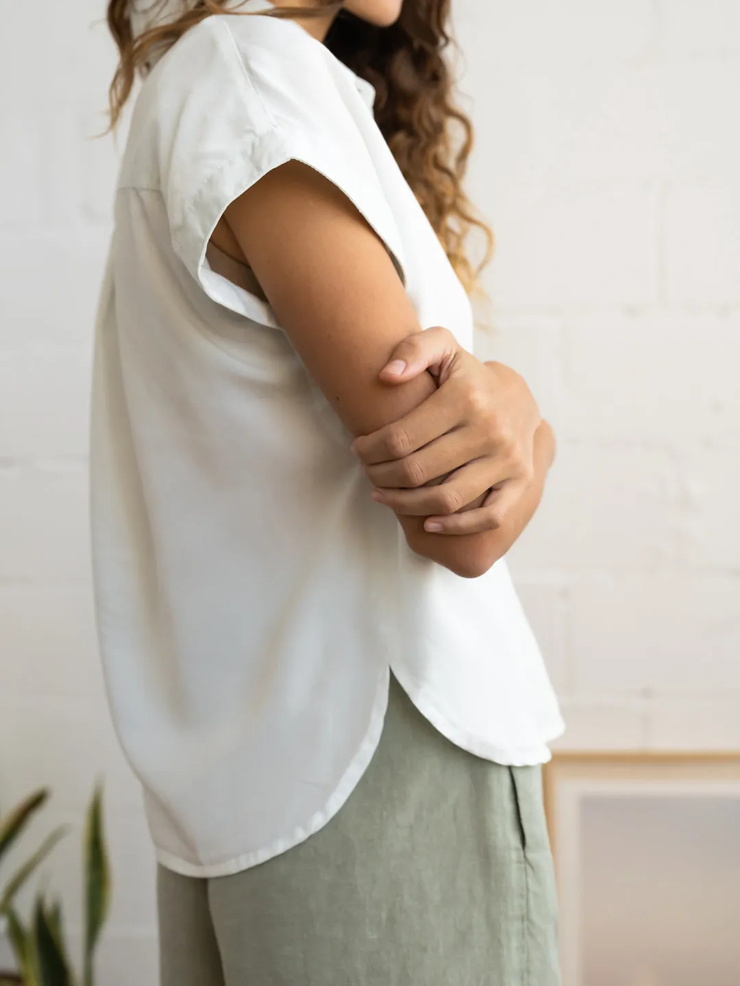 Serangan - Off White sold by TWOTHIRDS product image thumbnail 5