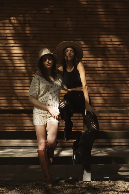 Gotowe Ażurowe Szorty sold by Roboty Reczne