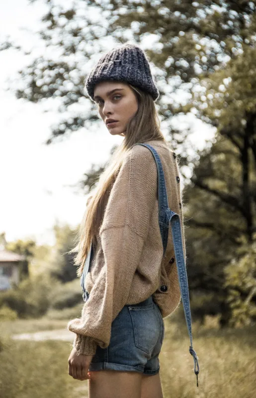 Kardigan Oversized Buttoned Back Sweater made by Roboty Reczne