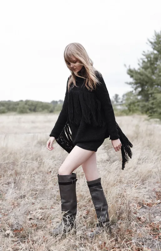 Golf Fringe Turtleneck Sweater made by Roboty Reczne