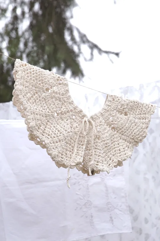 Kołnierz Baskinka Oversized Crochet Collar made by Roboty Reczne