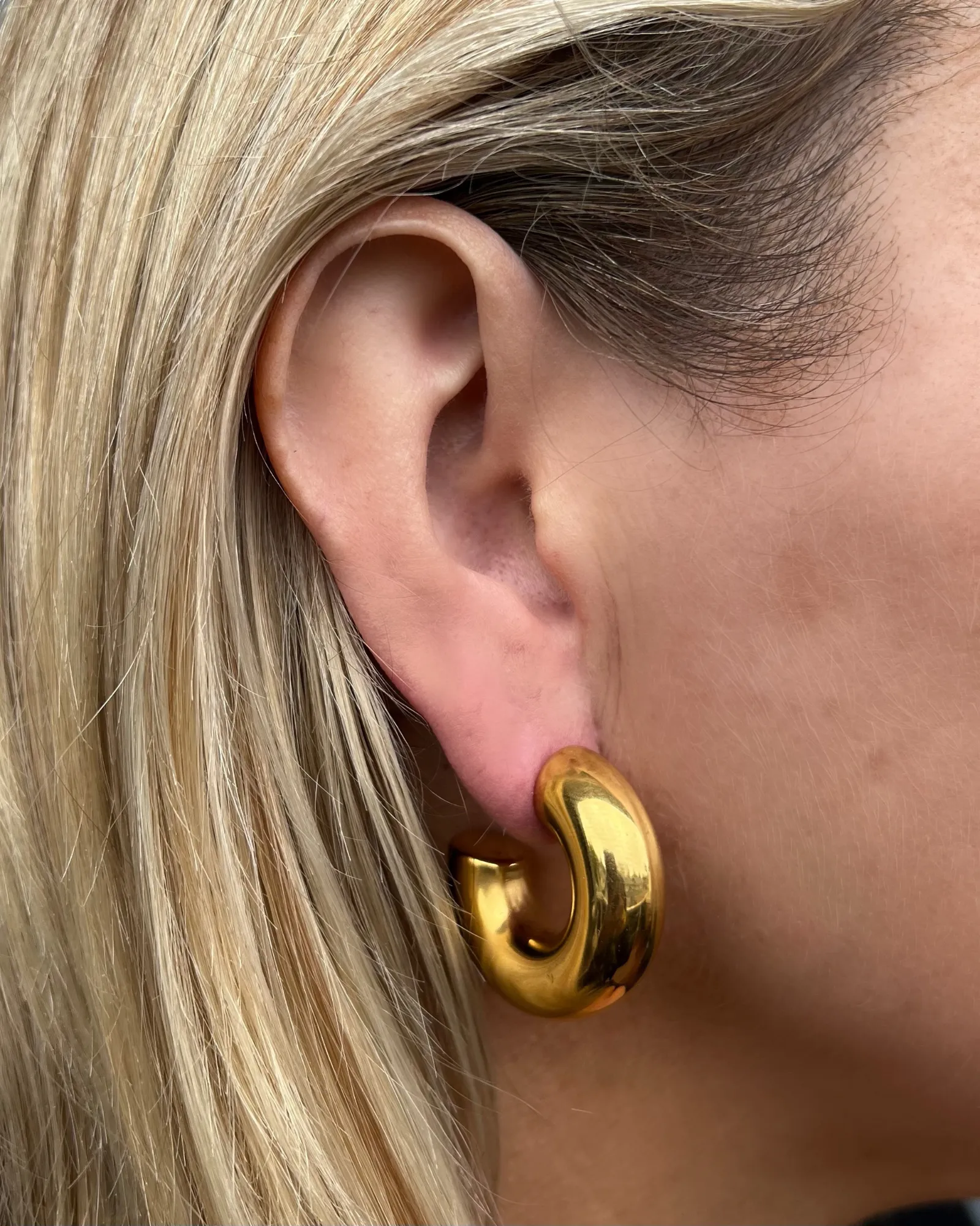 Miz Casa & Co Claudia Hoop Earrings sold by Miz Casa & Co product image thumbnail 2