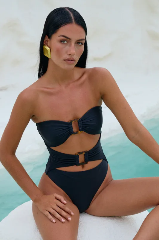 MALAKAI ONE PIECE - BLACK sold by Runaway The Label