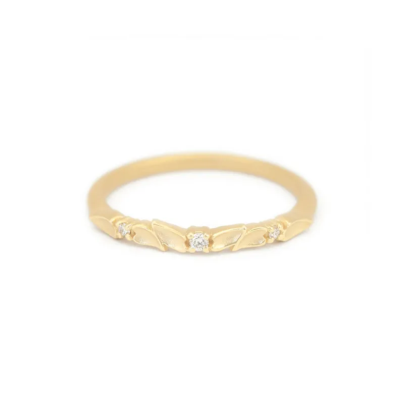 Buttercup Petal Topper Ring - Yellow Gold made by Meghan Thorne Jewlery