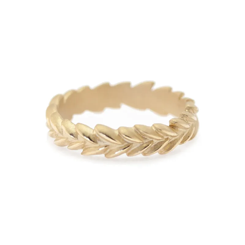 Mens Laurel Band made by Meghan Thorne Jewlery