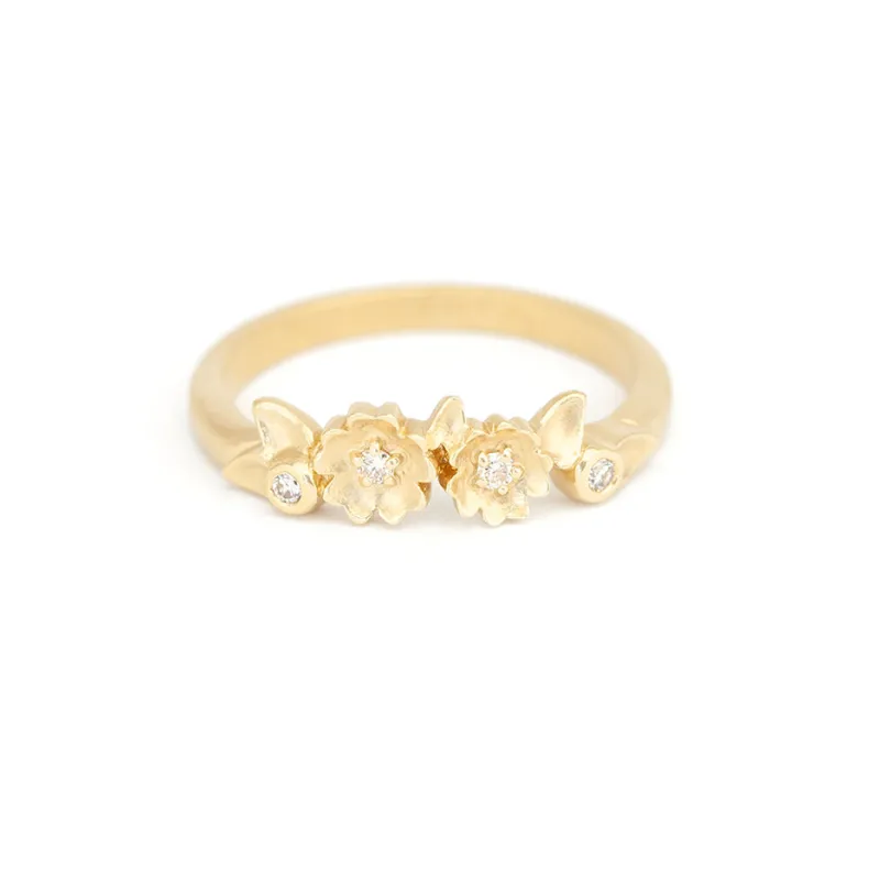 Buttercup Garden Band - Yellow Gold made by Meghan Thorne Jewlery