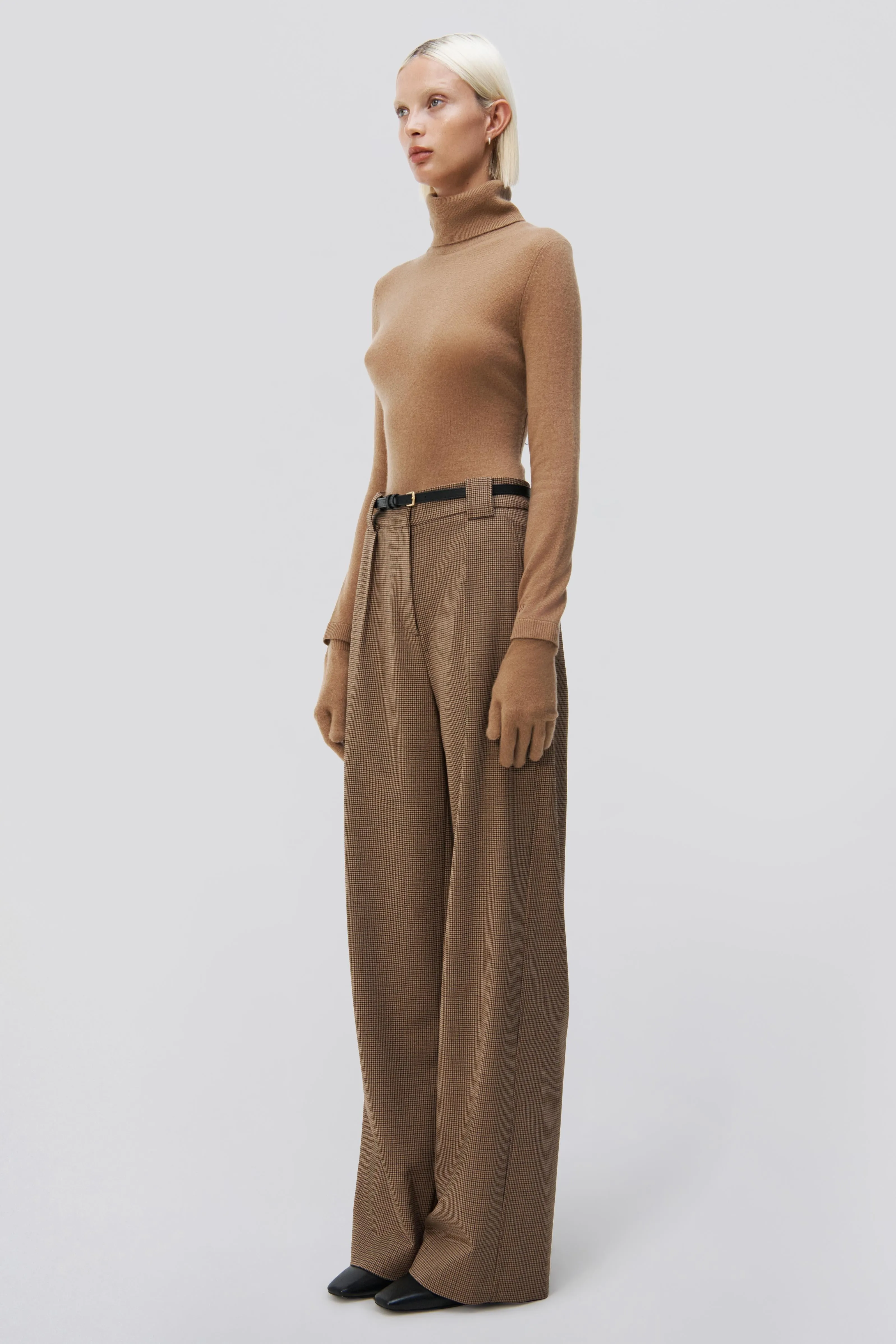 Julietta Trouser sold by Simkhai product image thumbnail 3