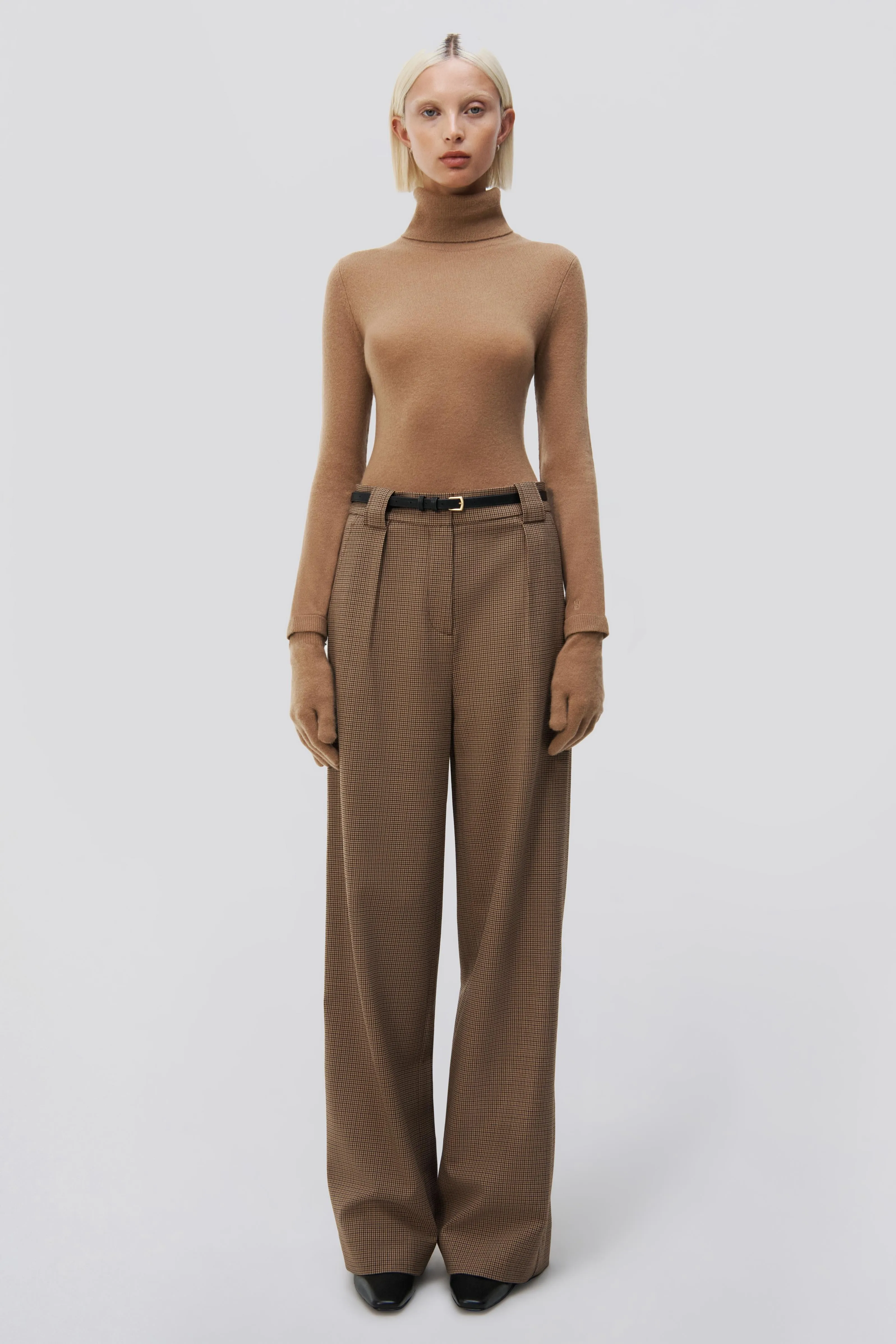 Julietta Trouser sold by Simkhai product image thumbnail 2