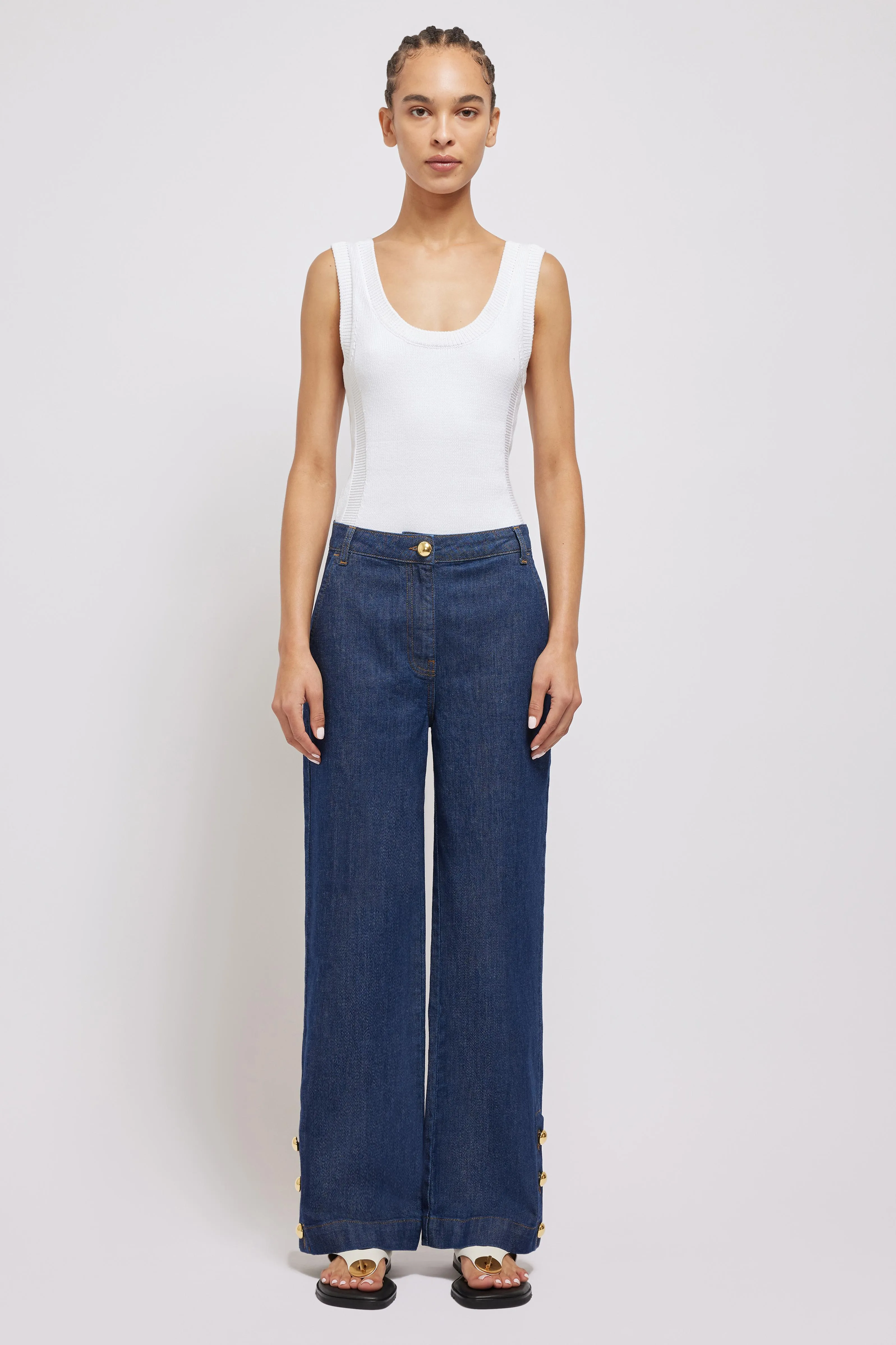 Hyra Jean sold by Simkhai