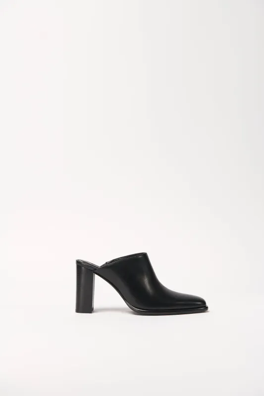 Carolyn Leather Mule made by Simkhai
