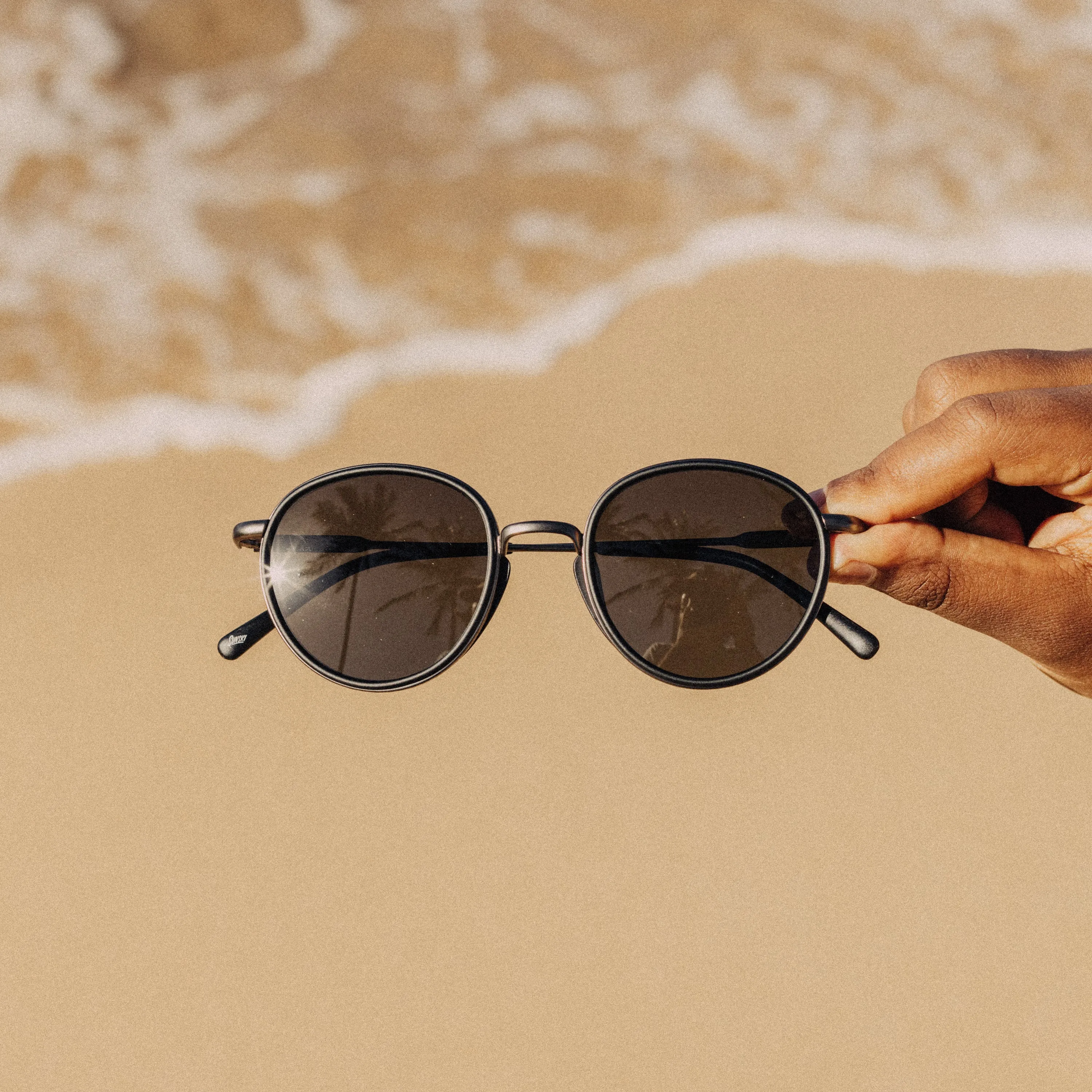 Baia sold by Sunski product image thumbnail 5
