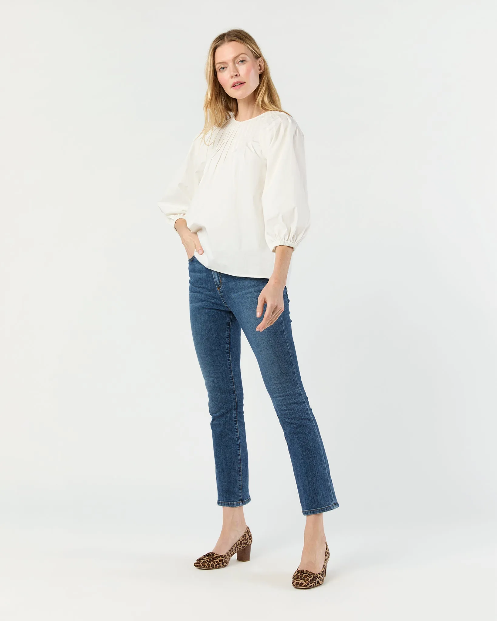 Thea Pintuck Top in Off-White Paperweight Stretch Poplin sold by Mashburn product image thumbnail 3