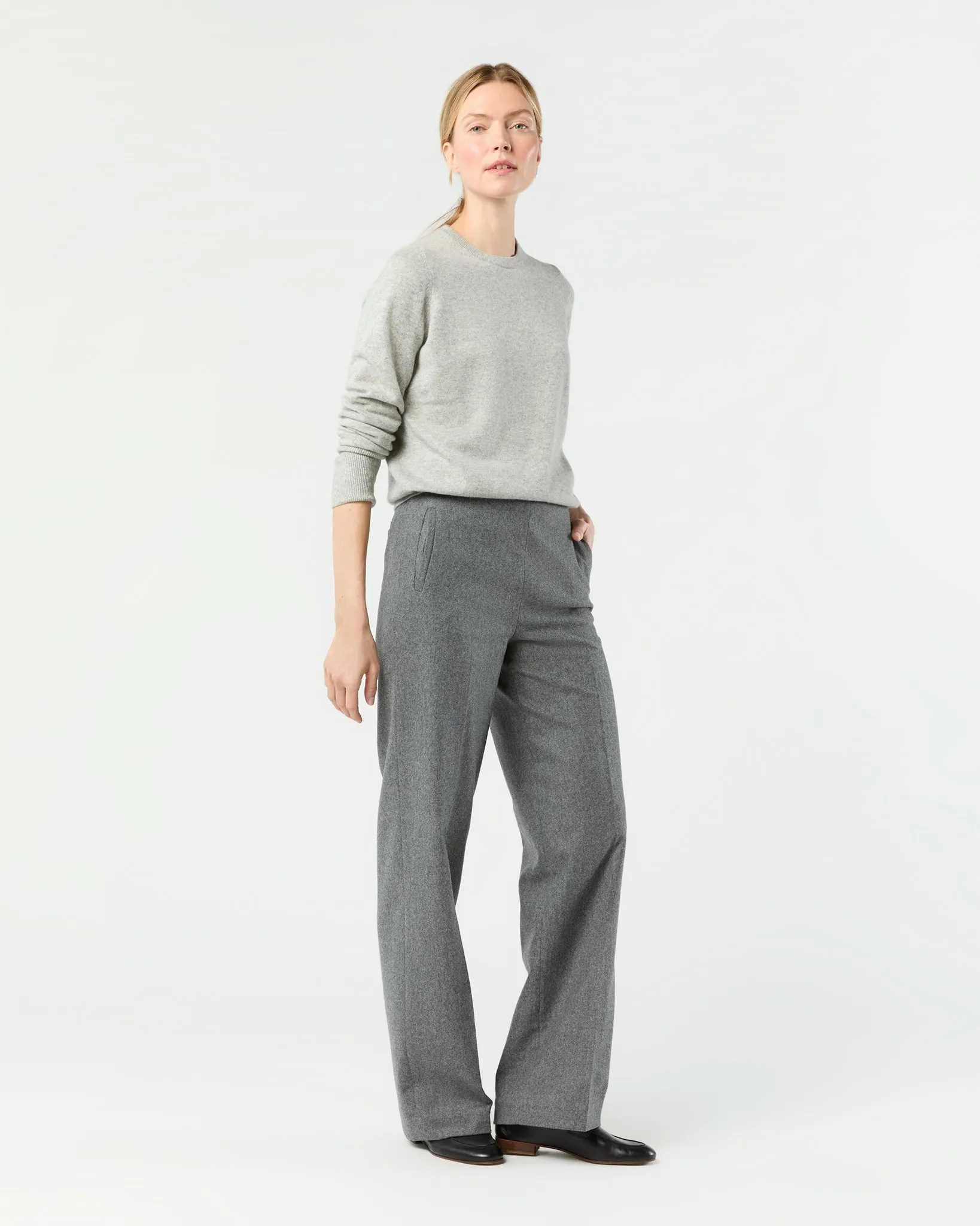 Kit Crewneck Sweater in Pale Heather Grey Cashmere sold by Mashburn product image thumbnail 3