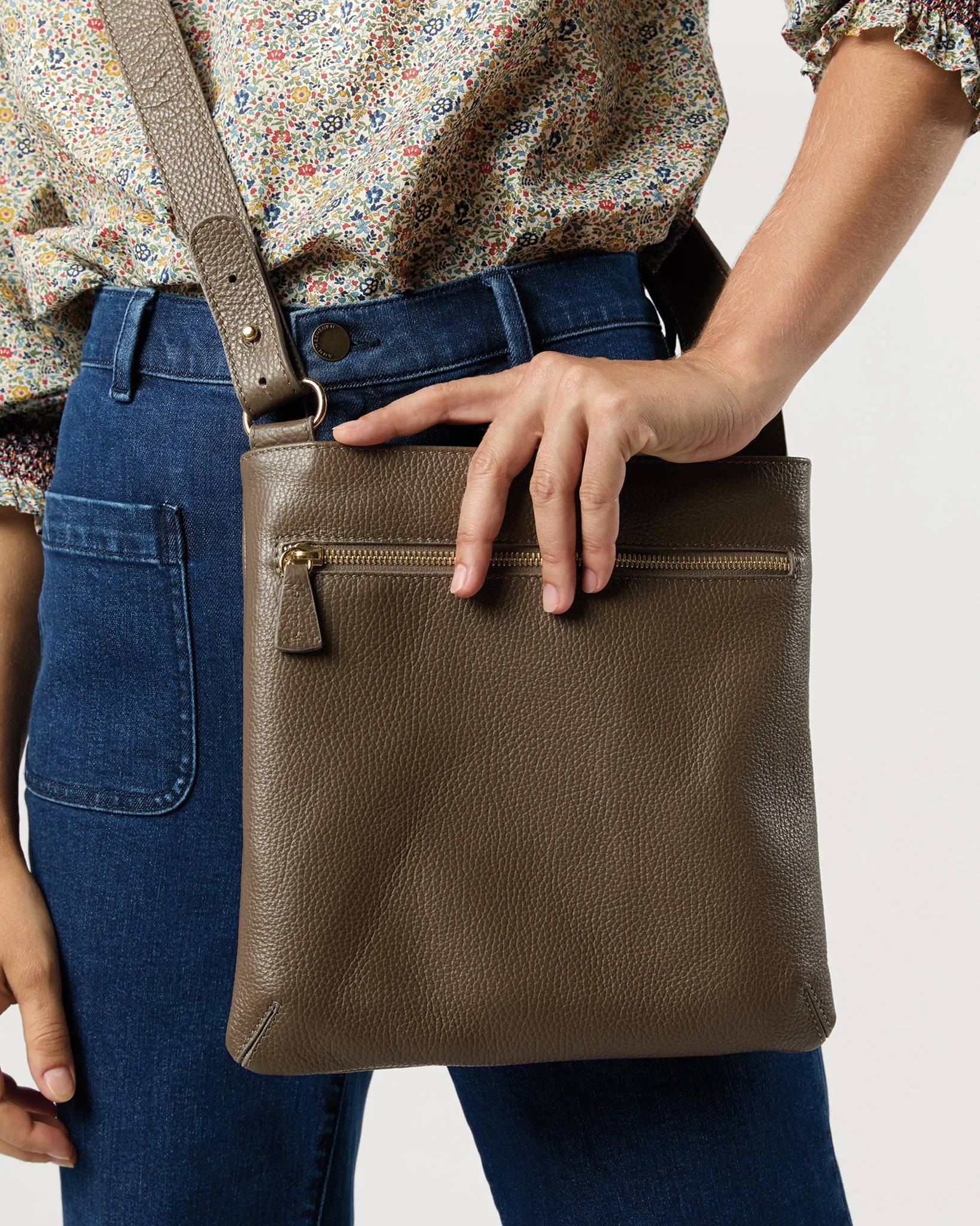 Crossbody Pouch in Dark Taupe Leather sold by Mashburn product image thumbnail 3