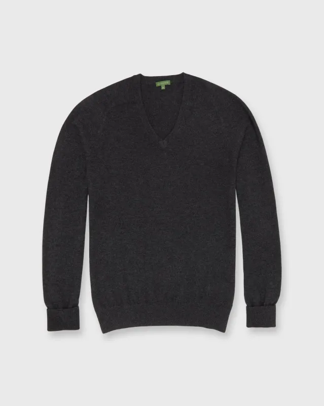 Classic V-Neck Sweater in Heather Charcoal Cashmere sold by Mashburn