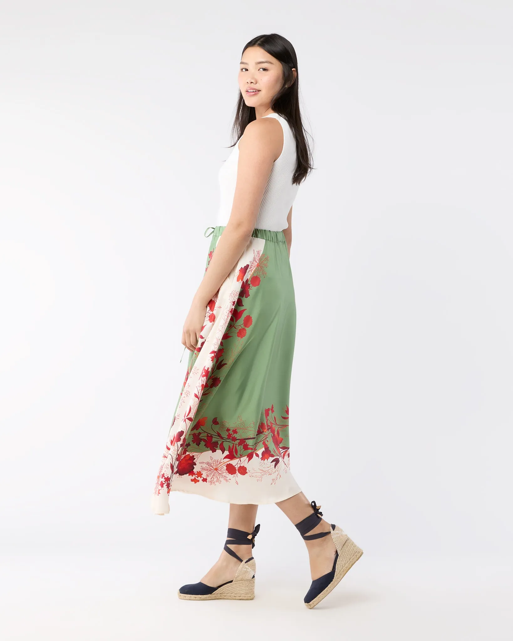 Drawstring Skirt in Woodland Placée Camouflage Silk Twill sold by Mashburn product image thumbnail 4