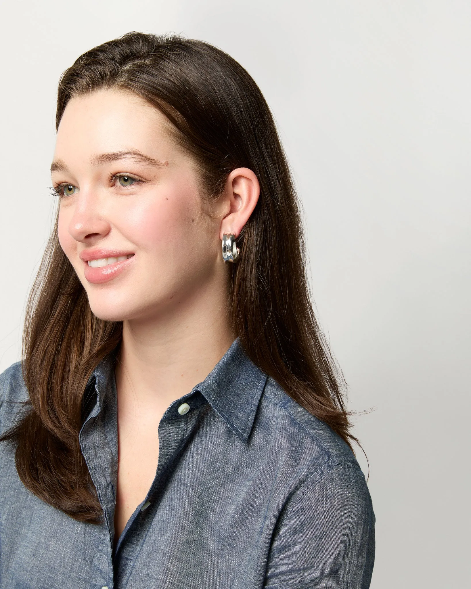 Onda Hoop Earrings in Silver sold by Mashburn product image thumbnail 2