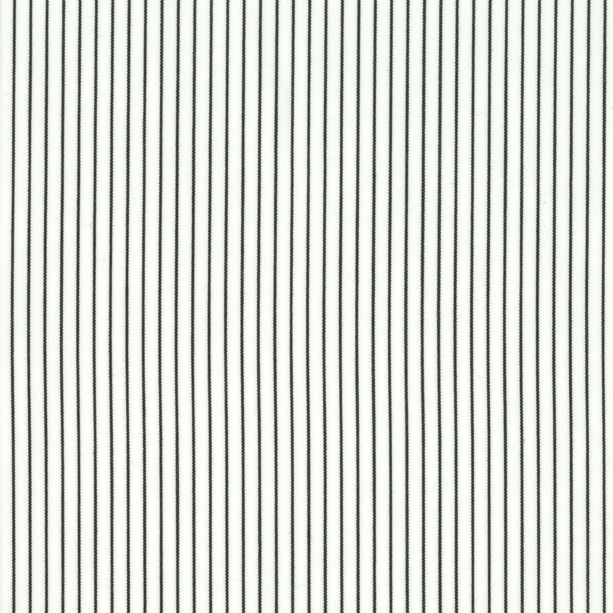 Made-to-Order Fabric in Hunter/White Pencil Stripe Poplin sold by Mashburn product image thumbnail 2