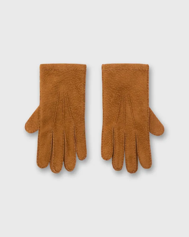 Hand-Stitched Cashmere-Lined Gloves in Medium Brown Carpinchos sold by Mashburn