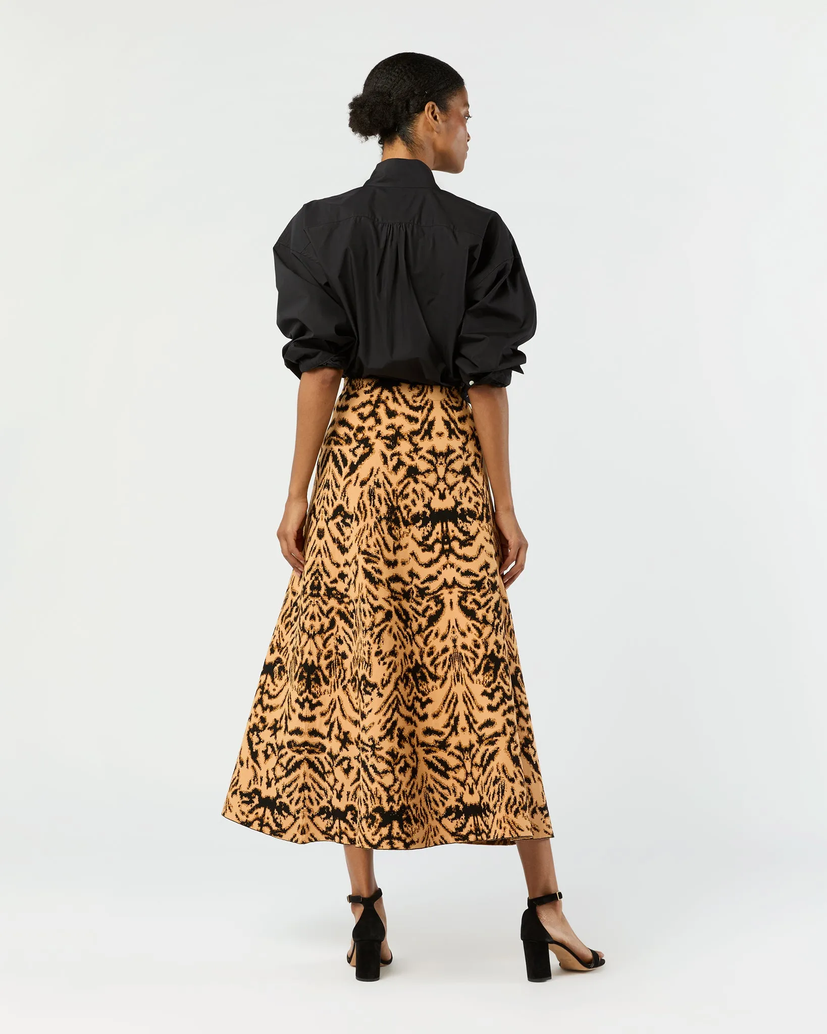 Lani Jacquard Knit Skirt in Bengal sold by Mashburn product image thumbnail 5