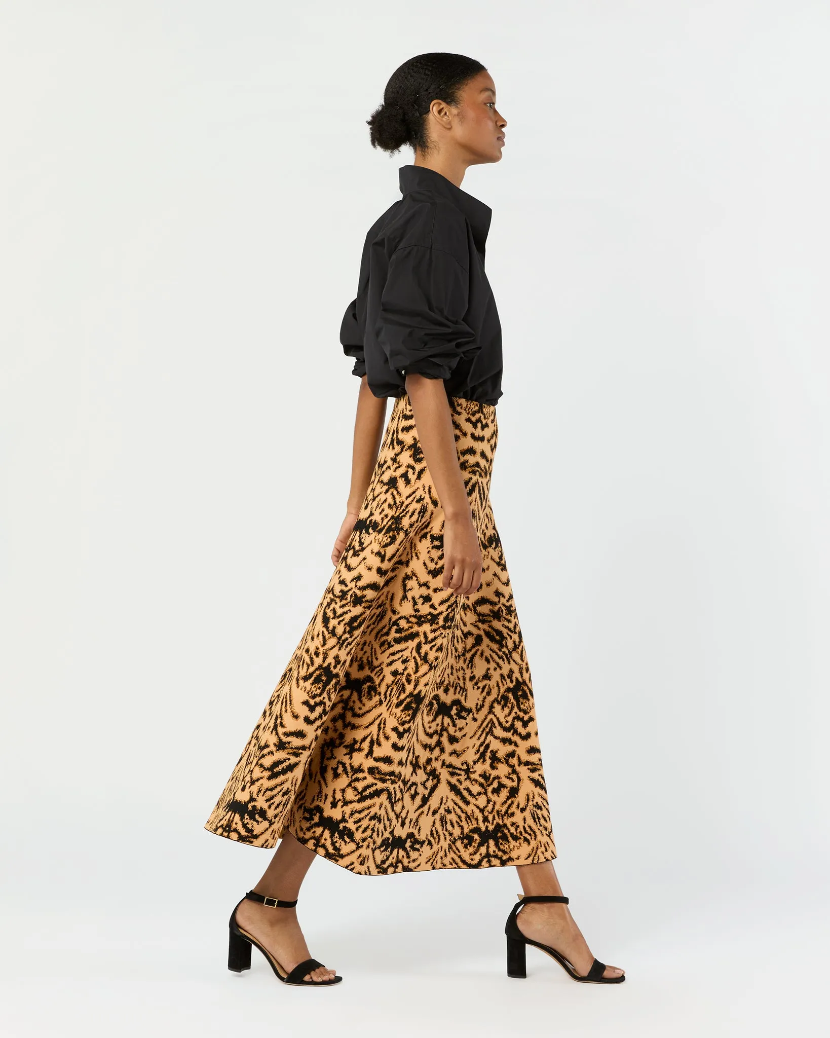 Lani Jacquard Knit Skirt in Bengal sold by Mashburn product image thumbnail 4