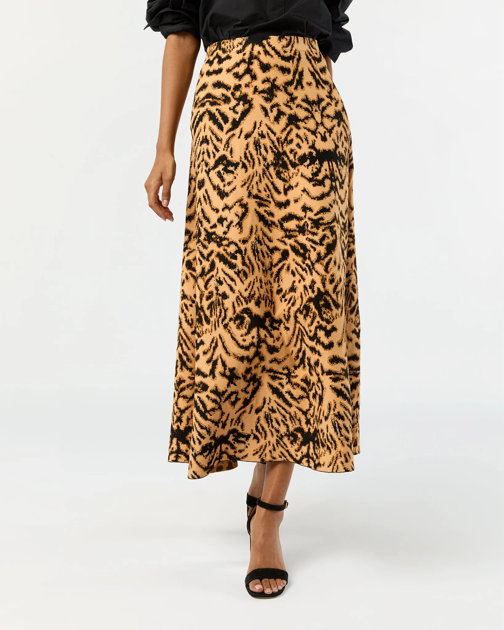 Lani Jacquard Knit Skirt in Bengal sold by Mashburn product image thumbnail 2