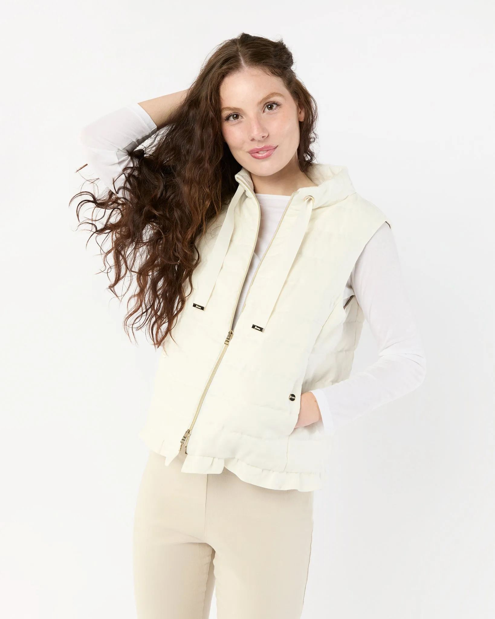 Linen Quilted Vest in White sold by Mashburn