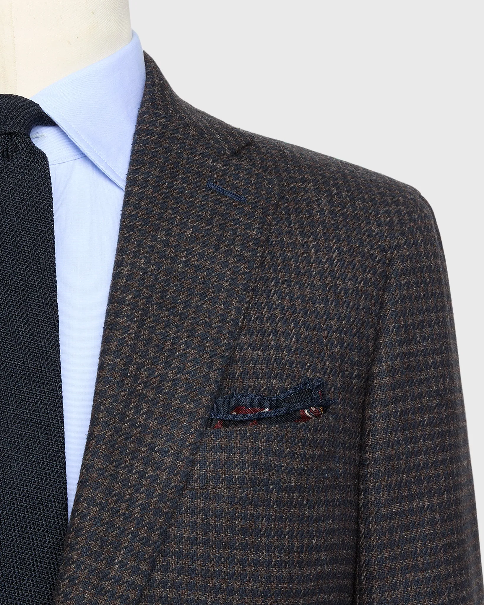 Virgil No. 3 Jacket in Chocolate/Navy Houndstooth Hopsack sold by Mashburn product image thumbnail 2
