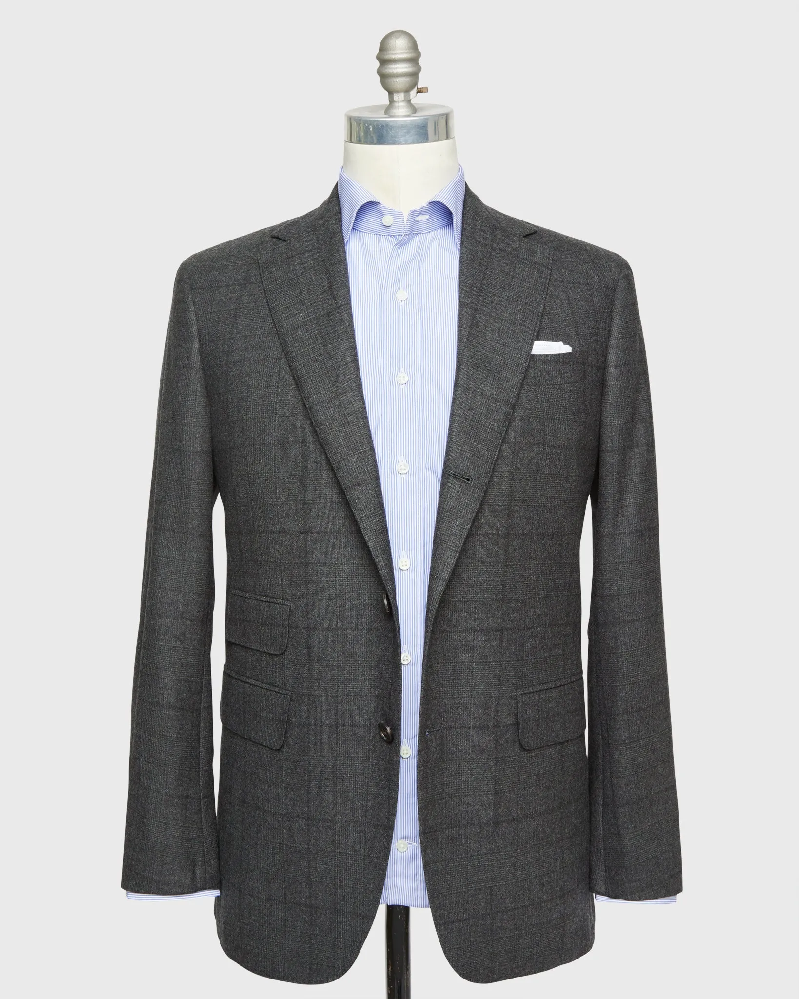 Virgil No. 2 Suit in Charcoal Glen Plaid Flannel sold by Mashburn product image thumbnail 3