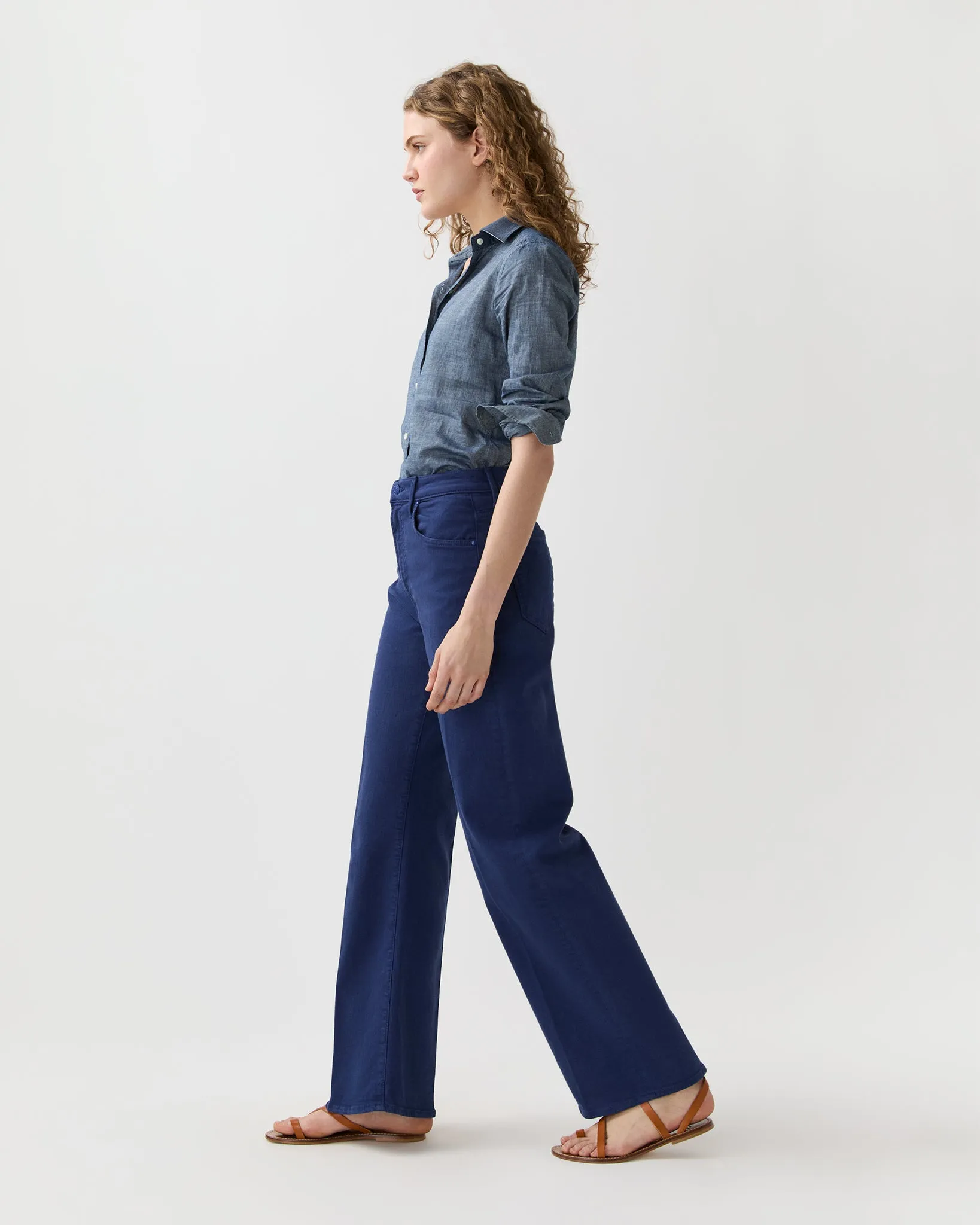 The Lasso Sneak Jean in Estate Blue sold by Mashburn product image thumbnail 5