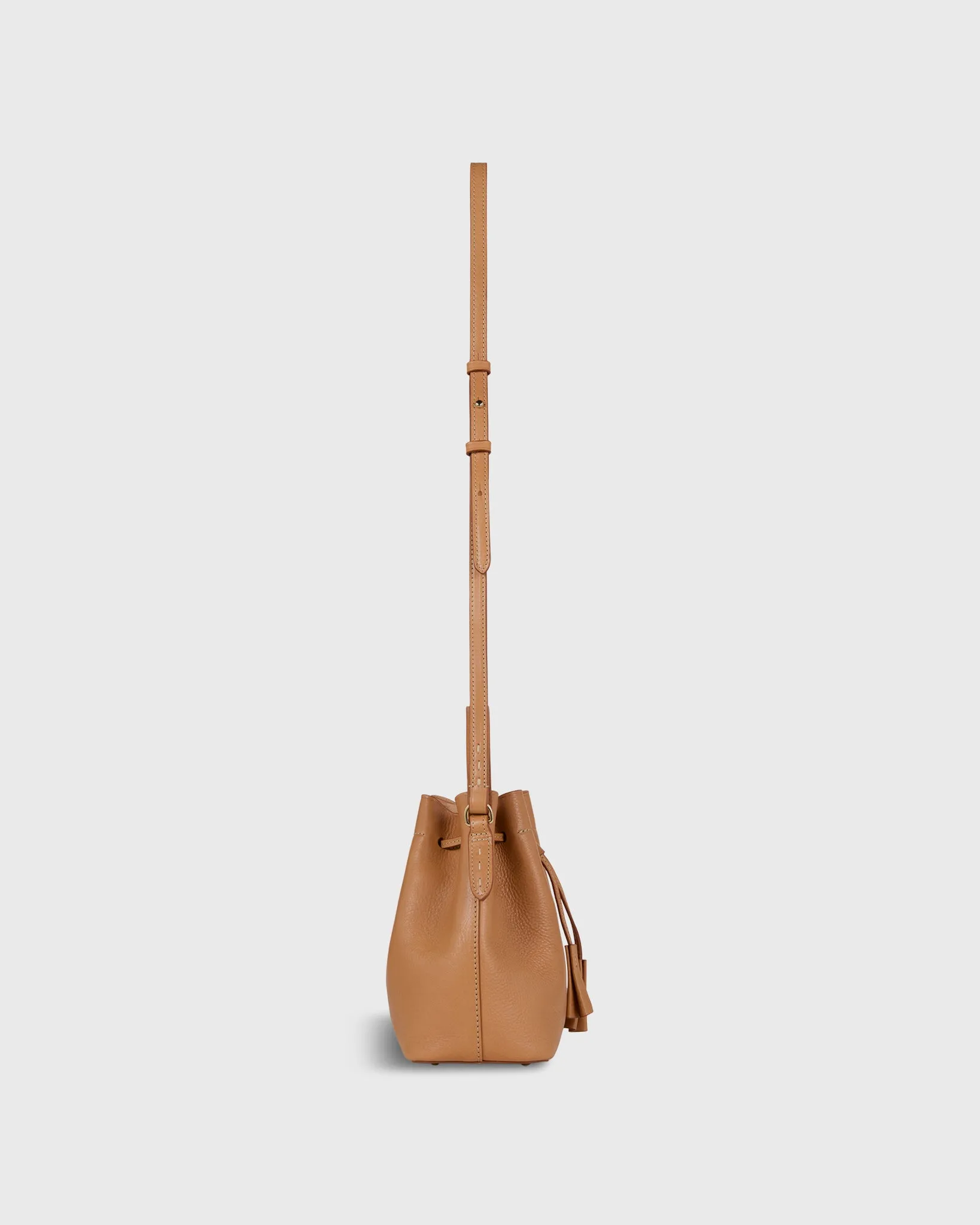 Lulu Bucket Bag in Natural Leather sold by Mashburn product image thumbnail 4